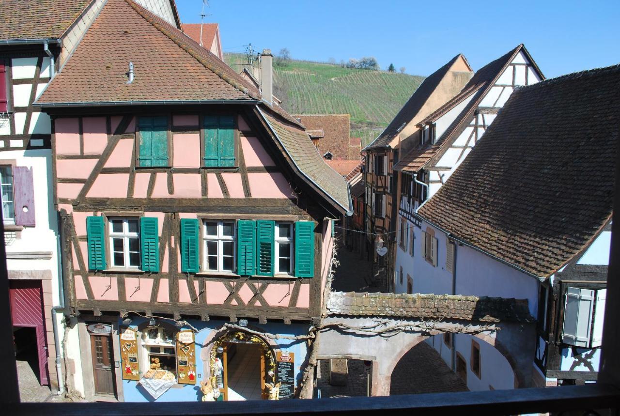 Gite Au coeur de Riquewihr - vue sur le vignoble à Riquewihr Extérieur photo